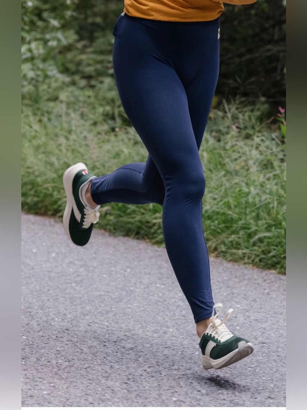 Tracksmith New England Performance Running Tights / Leggings